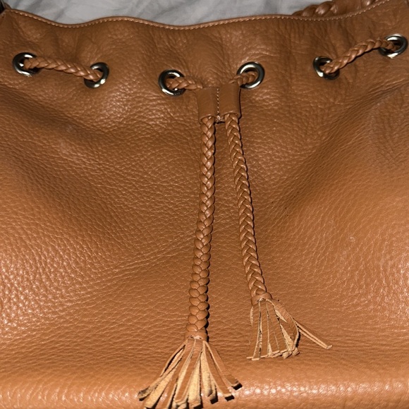 Talbots genuine tan leather bag with braided strap and silver accents cute 🥰 - Picture 10 of 12